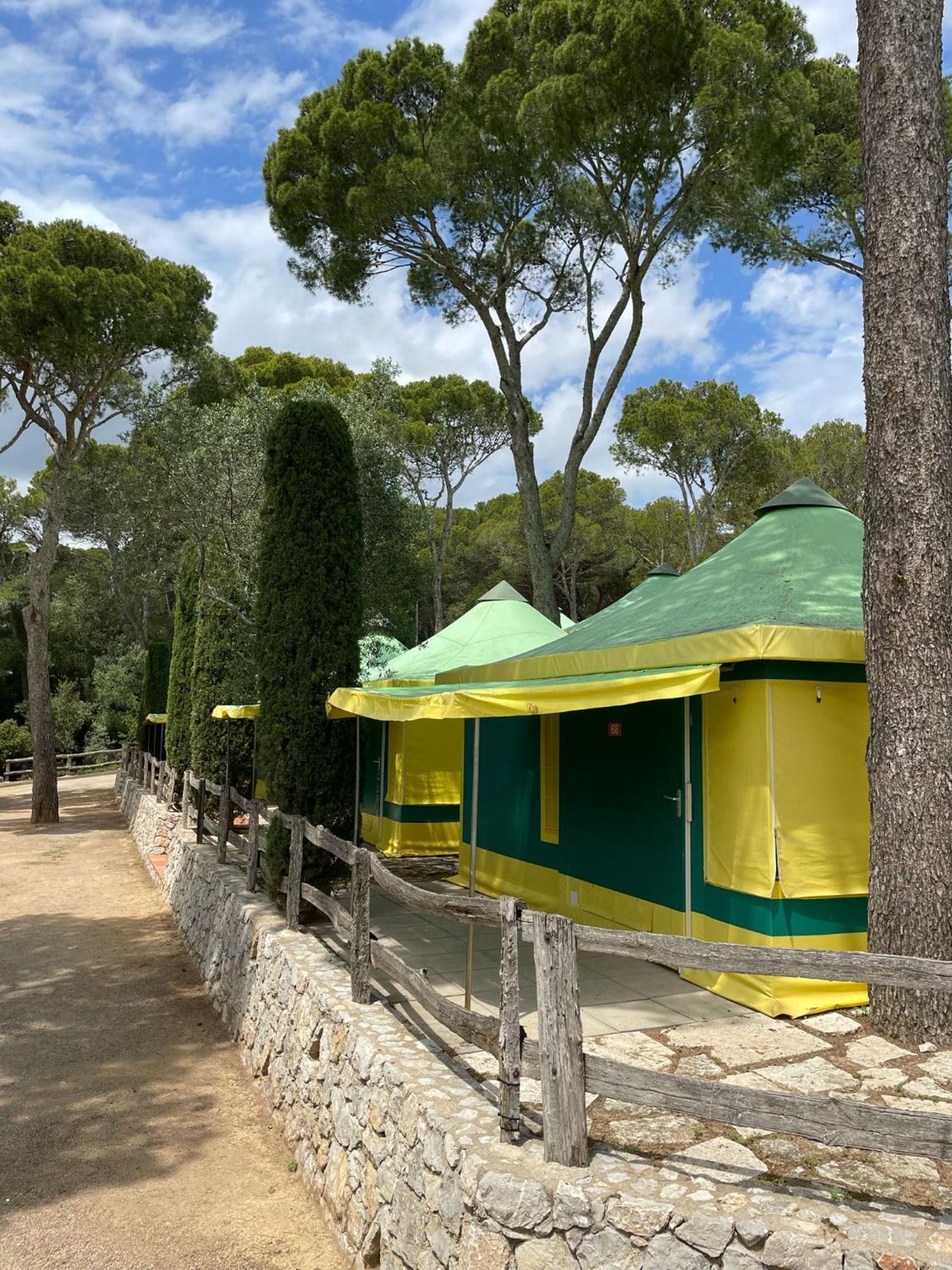 Camping Castell Montgri **** L'Estartit Extérieur photo