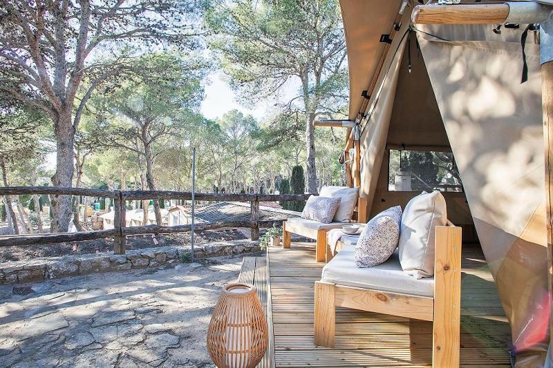 Camping Castell Montgri **** L'Estartit Extérieur photo